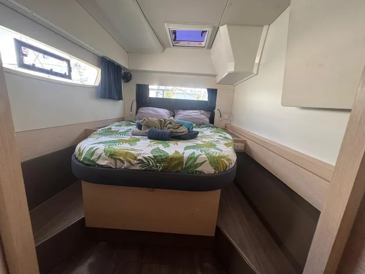 Aquarelle Yacht Photos Pics 