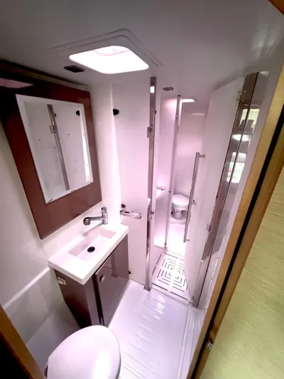 Aquarelle Yacht Photos Pics 