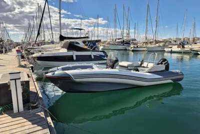 2016 Zodiac Milpro 680 RS