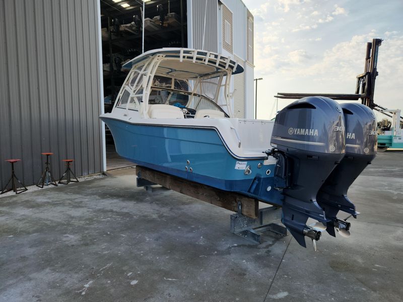 2019 Grady-White Freedom 285