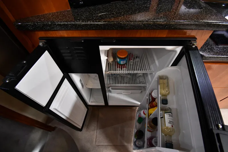 This Is It Yacht Photos Pics 