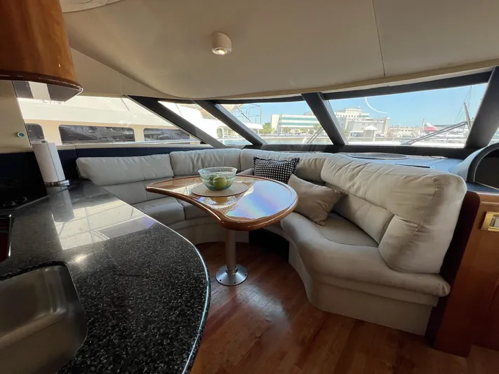 Parlay Yacht Photos Pics 2001 Neptunus 56 Flybridge-Helm