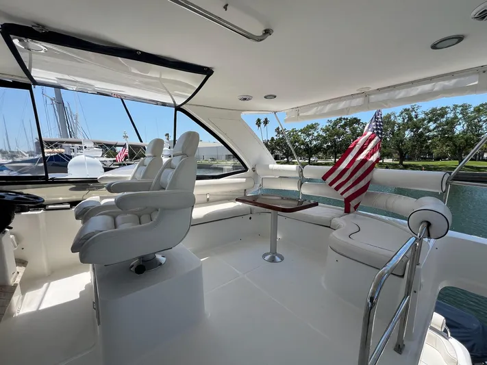 Parlay Yacht Photos Pics 2001 Neptunus 56 Flybridge- Flybridge