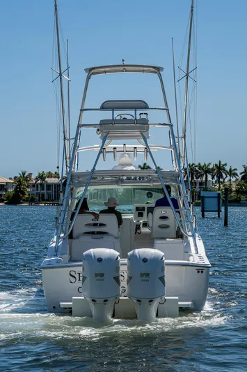 Seaclusion Yacht Photos Pics 2018 Albemarle 290 Express Fisherman boat cruising on a sunny day.