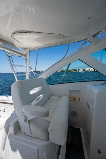 Seaclusion Yacht Photos Pics 2018 Albemarle 290 Express Fisherman boat interior with white seating and ocean view.