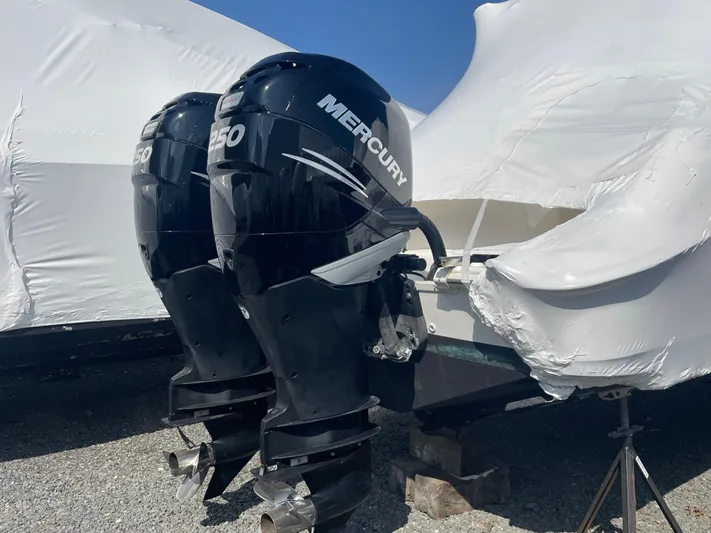 Sea One Yacht Photos Pics 