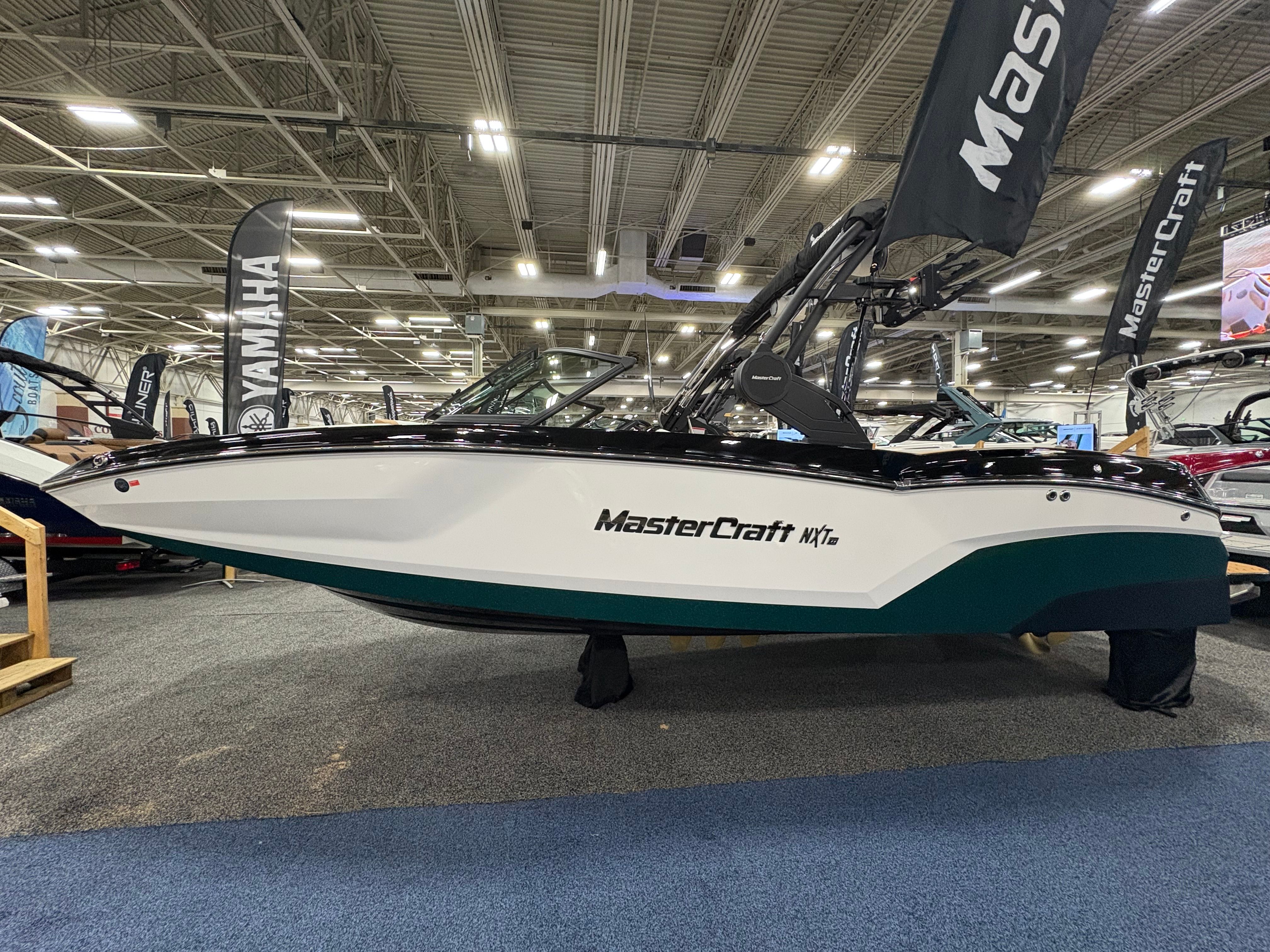 MasterCraft NXT22