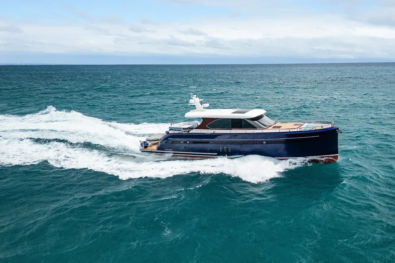 Tribu Yacht Photos Pics 