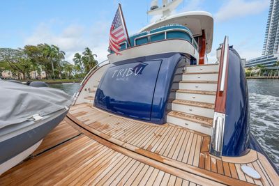 Yacht