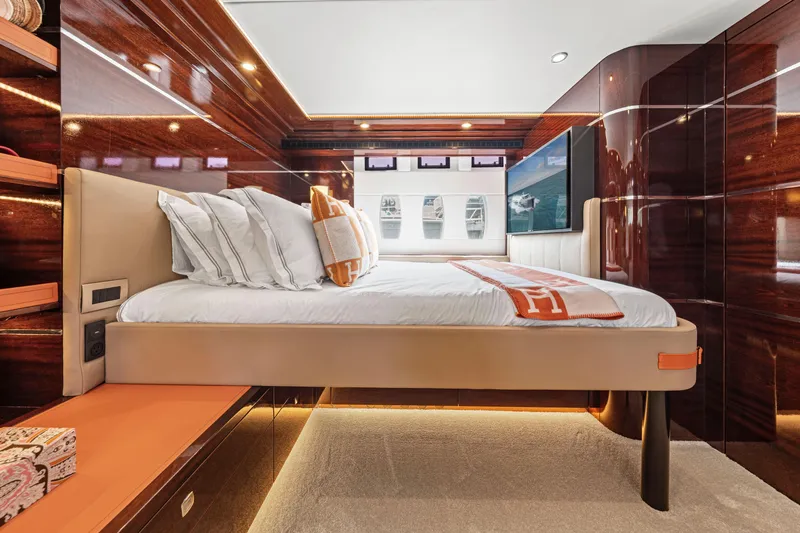 Tribu Yacht Photos Pics 