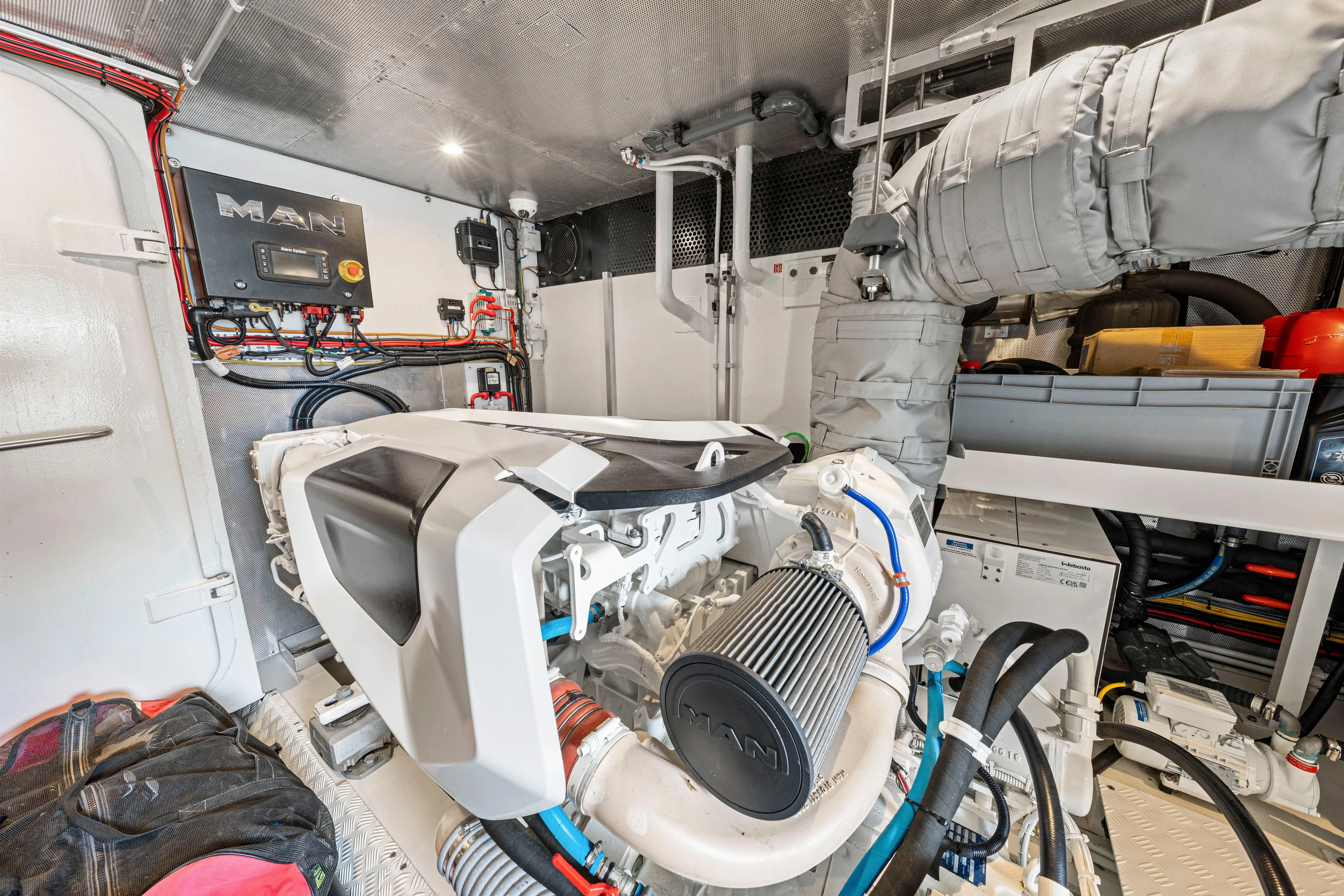 Tribu Yacht Photos Pics 