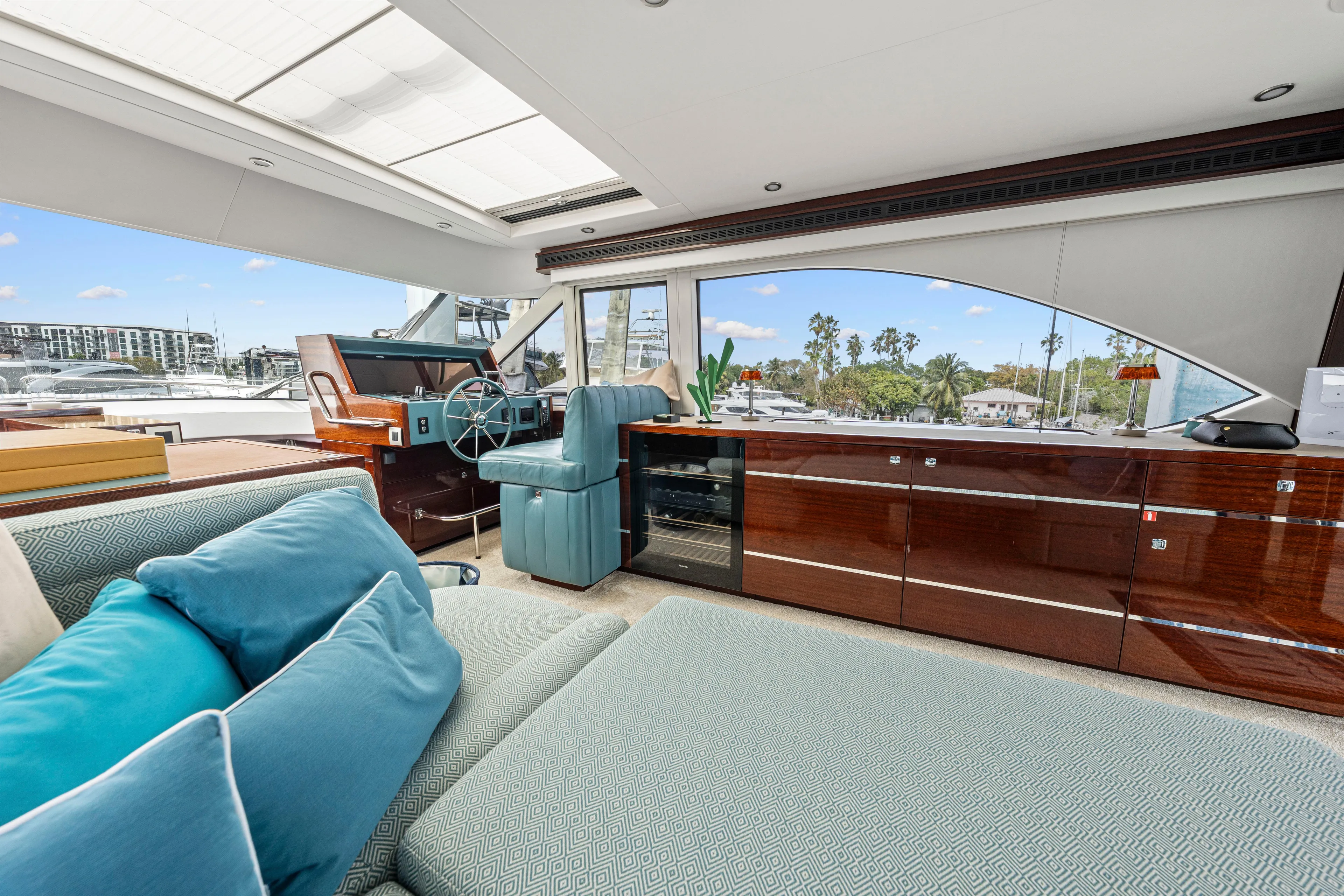 Tribu Yacht Photos Pics 