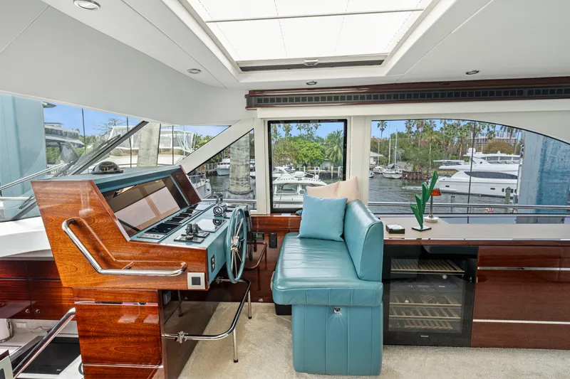 Tribu Yacht Photos Pics 