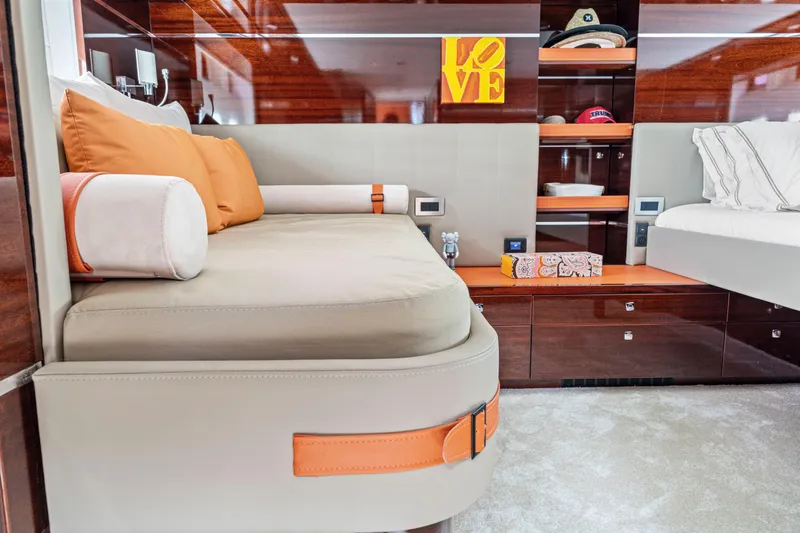 Tribu Yacht Photos Pics 