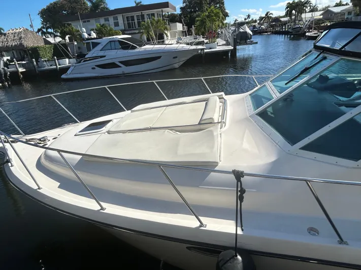 Reel Estate Yacht Photos Pics 