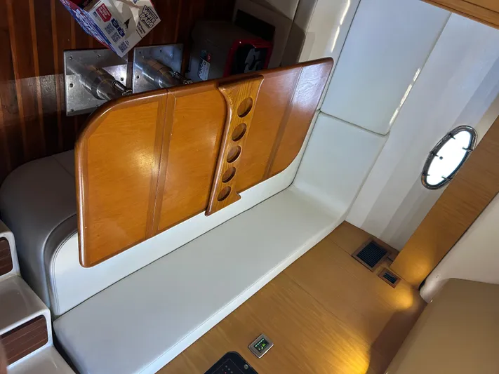 Reel Estate Yacht Photos Pics 