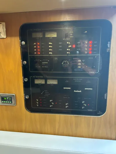 Reel Estate Yacht Photos Pics 