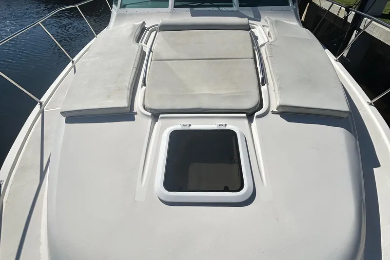 Reel Estate Yacht Photos Pics 