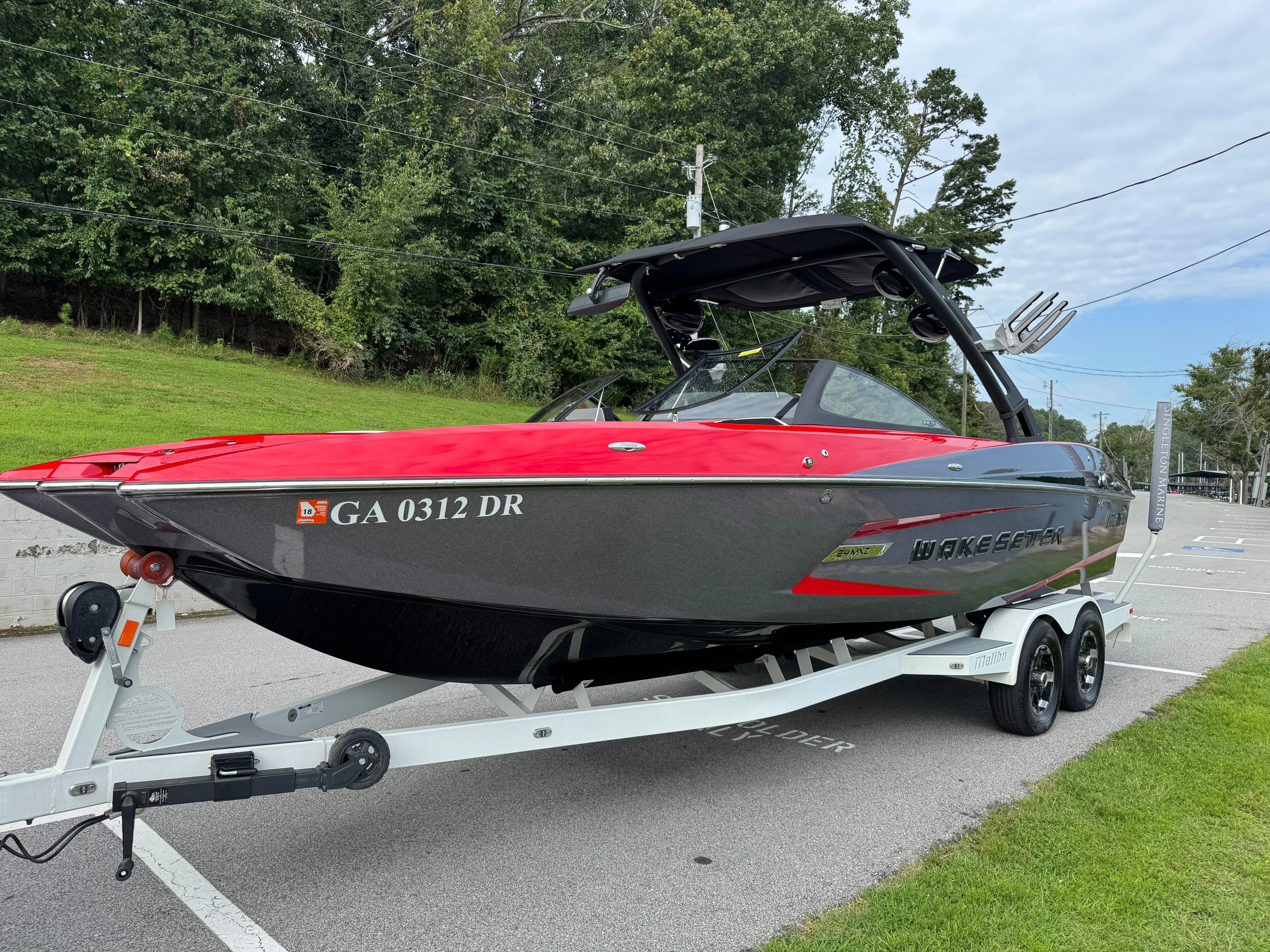 Malibu Wakesetter 24 MXZ