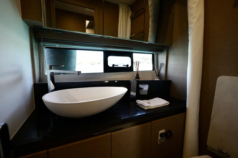  Yacht Photos Pics Jeanneau Prestige 460 - Yacht occasion M&eacute;diterran&eacute;e&nbsp;