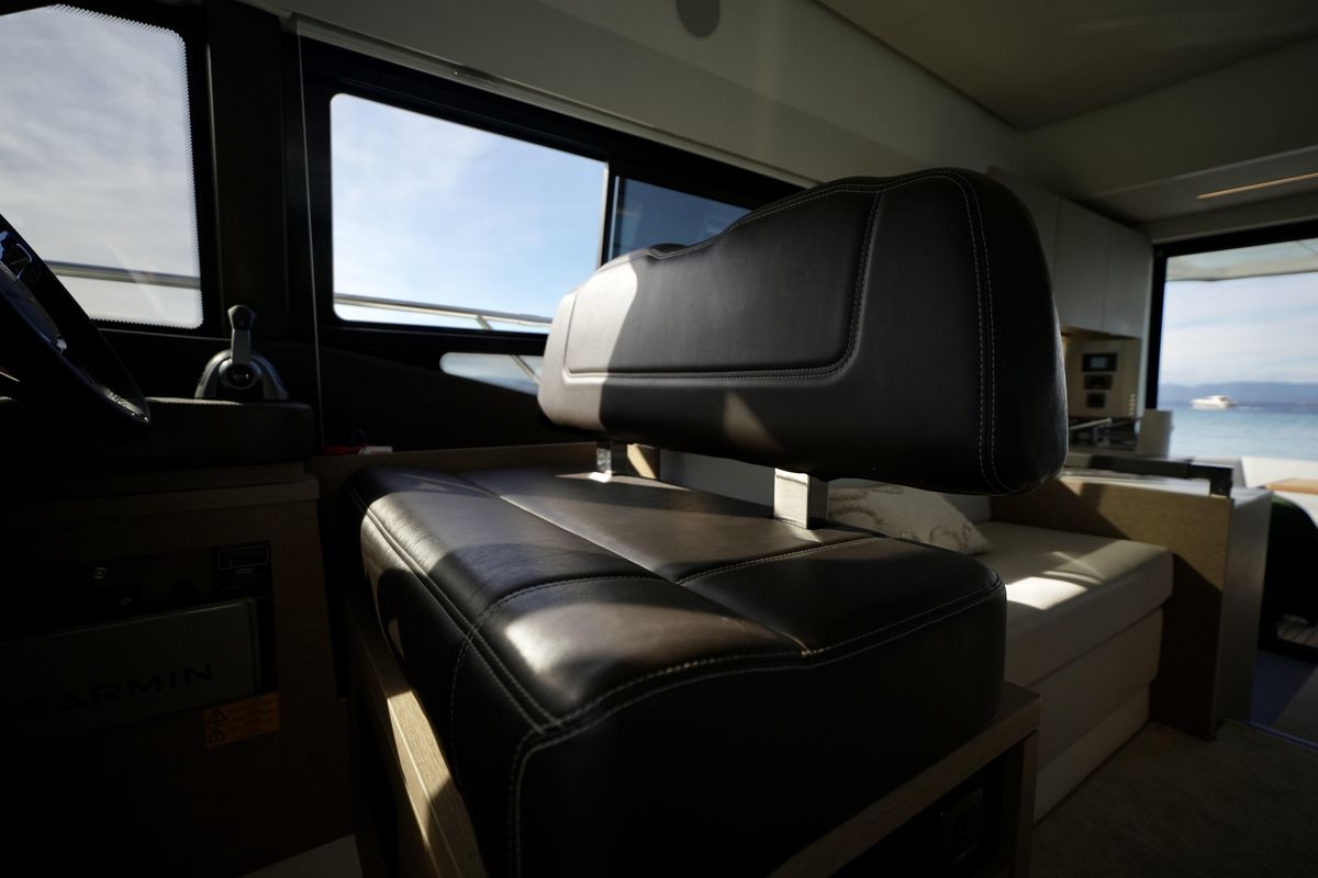 2022 Prestige 46 