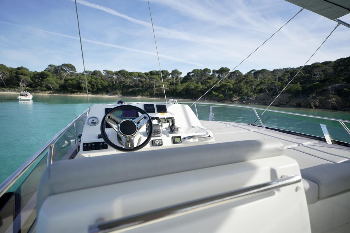 2022 Prestige 46 