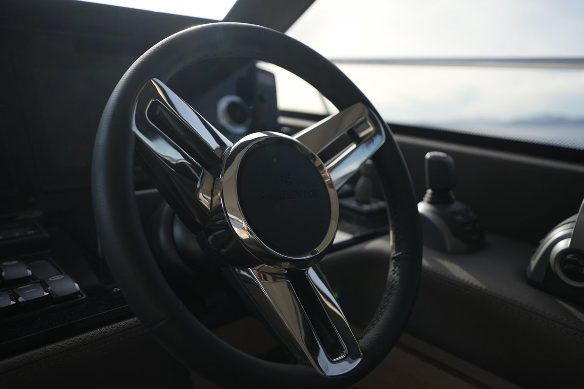 2022 Prestige 46 