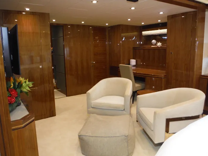 Encore Yacht Photos Pics 