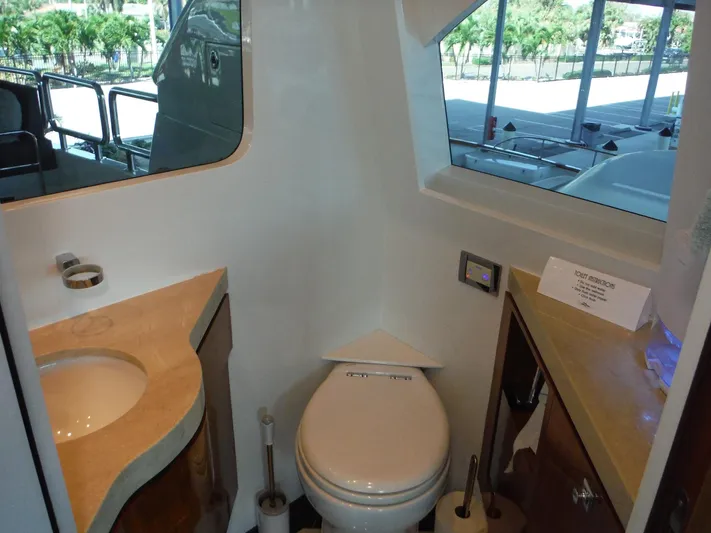 Encore Yacht Photos Pics 