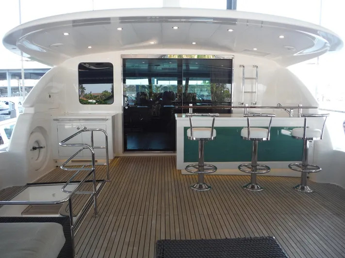 Encore Yacht Photos Pics 