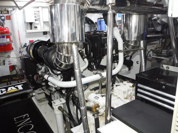 Encore Yacht Photos Pics 