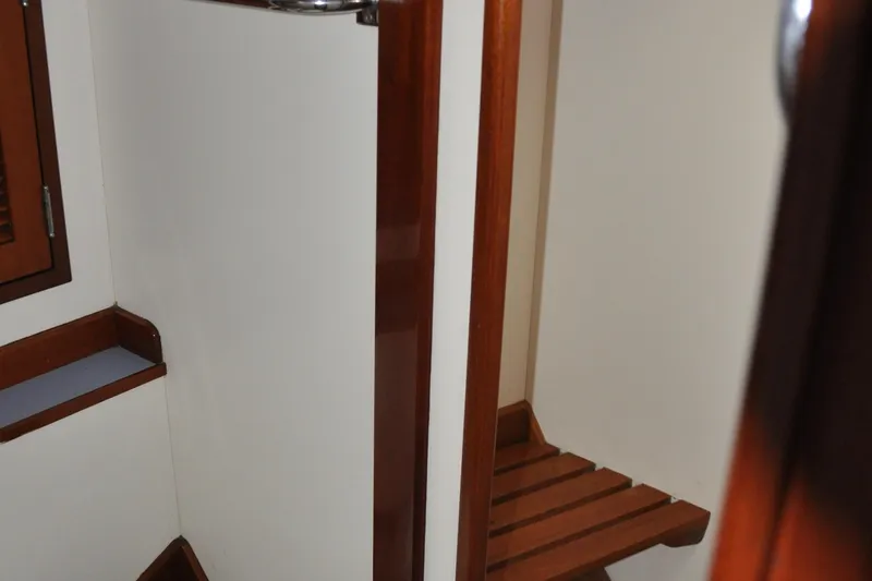 Helianthus Yacht Photos Pics 