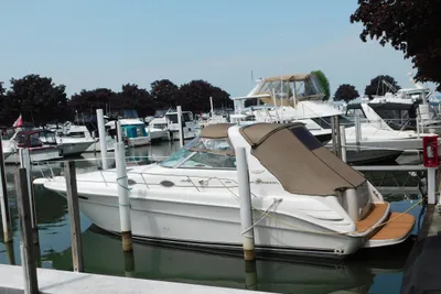 Sea Ray 330 Sundancer