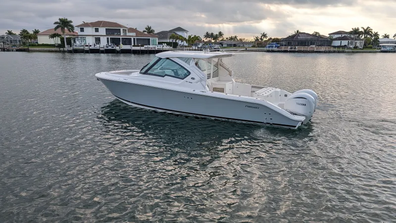  Yacht Photos Pics 2023 PURSUIT 326 DC - Image 6