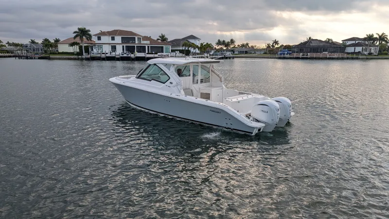  Yacht Photos Pics 2023 PURSUIT 326 DC - Image 5