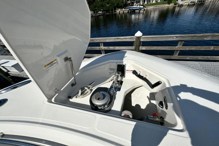 2022 Boston Whaler 380 Outrage