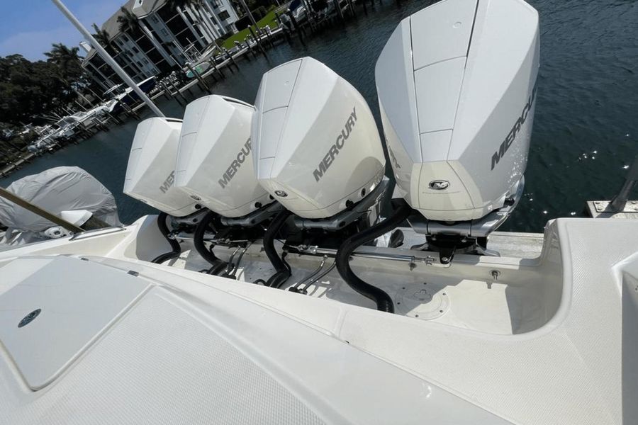 2022 Boston Whaler 380 Outrage