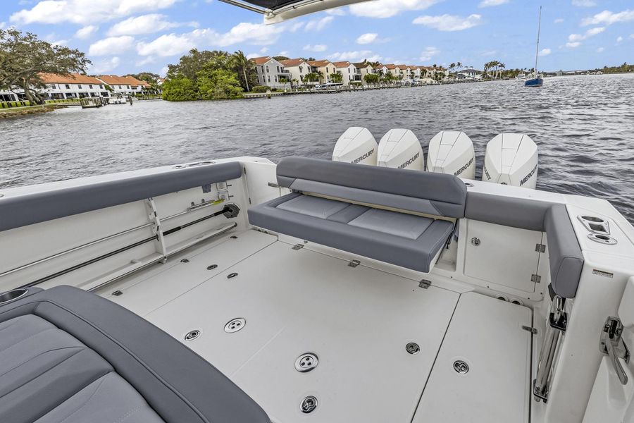 2022 Boston Whaler 380 Outrage