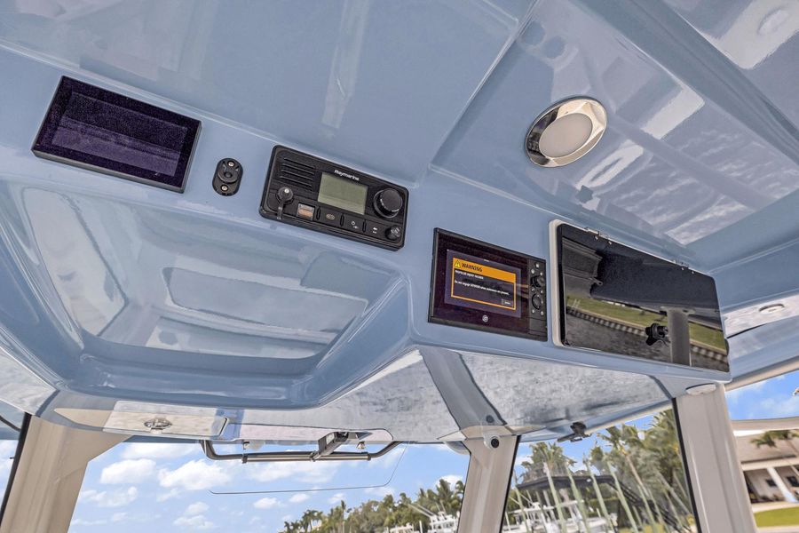 2022 Boston Whaler 380 Outrage