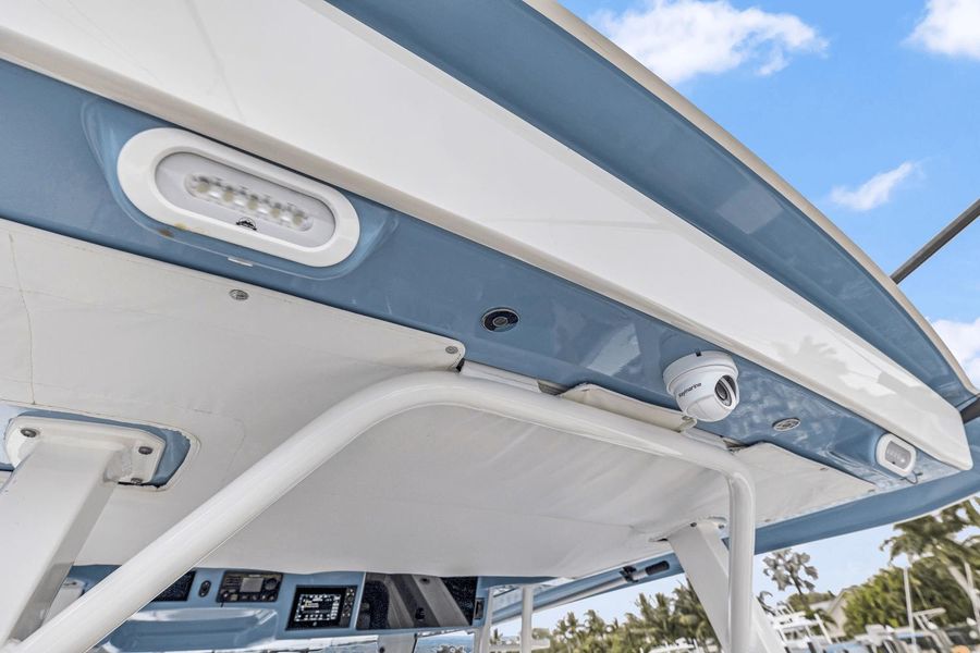 2022 Boston Whaler 380 Outrage