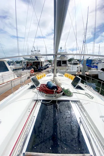 5th Row Center Yacht Photos Pics 