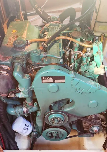 5th Row Center Yacht Photos Pics 