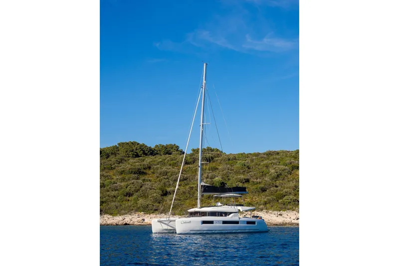 Catwalk Yacht Photos Pics 