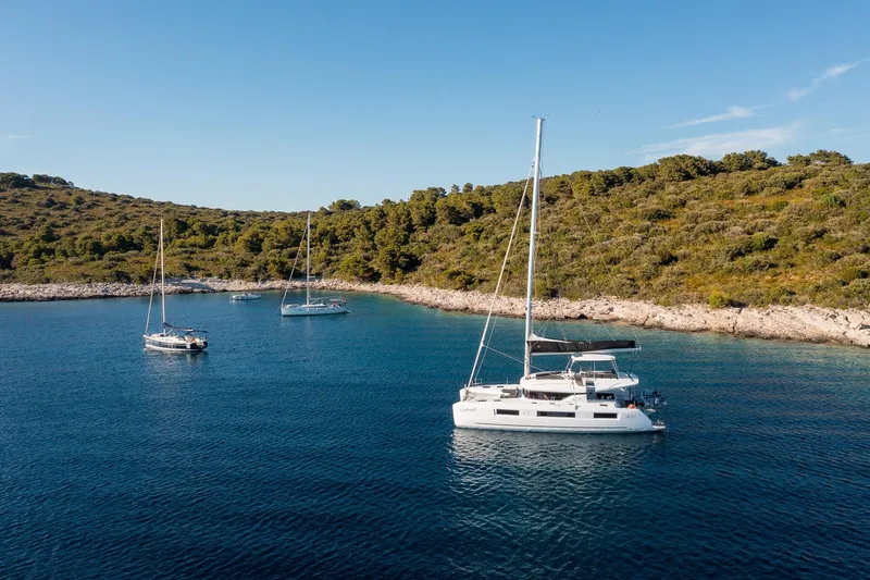 Catwalk Yacht Photos Pics 