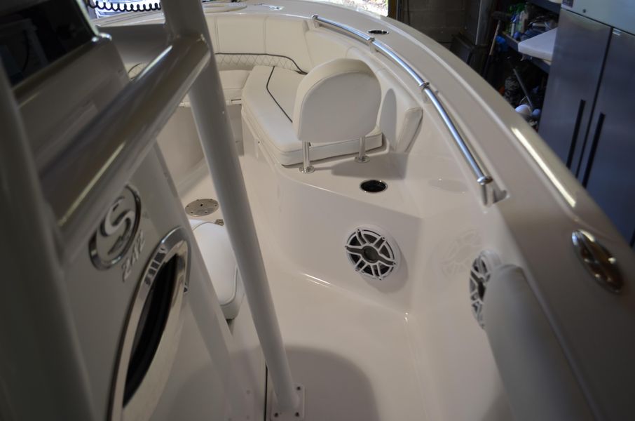 2022 Sportsman Open 242 Center Console