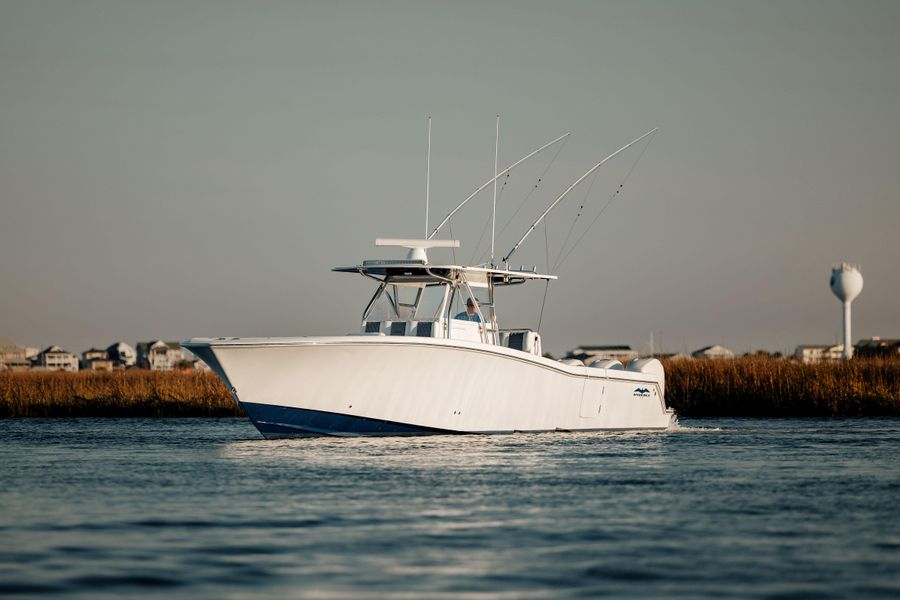 2014 Invincible 42 Open Fisherman