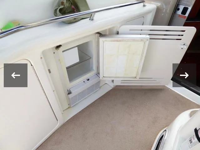 Hale Yes Yacht Photos Pics 