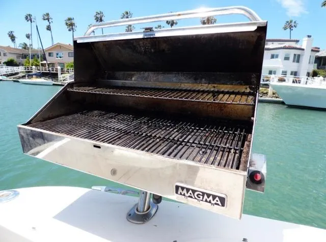 Hale Yes Yacht Photos Pics 