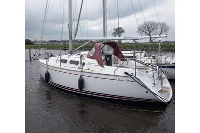 2004 Delphia 29
