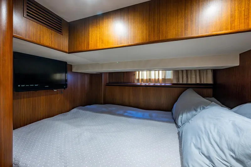 Uncorked Yacht Photos Pics 